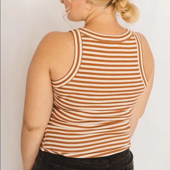 Carly Jean Los Angeles Tops - Carly Jean Los Angeles kit tank